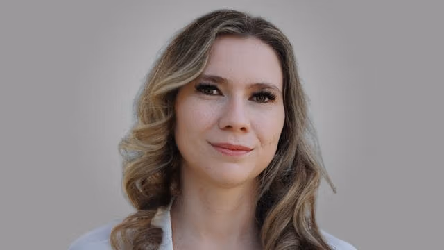 Susanne Loewen, Registered Provisional Psychologist in Edmonton, Alberta, therapist at ShiftGrit Psychology & Counselling