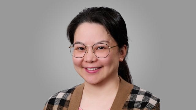 Portrait of Huibing (Amy) Wu, Registered Psychologist at ShiftGrit