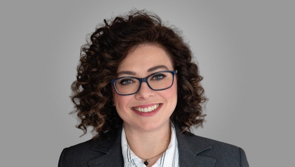 Portrait of Kursten MacKenzie, MSW, RSW, Registered Social Worker at ShiftGrit